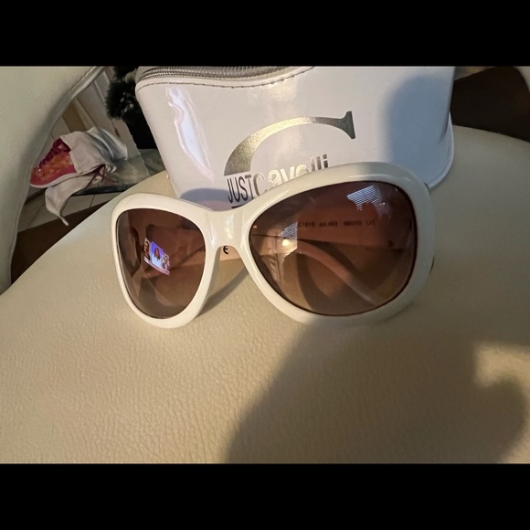 White frame brown tint lens authentic Just Cavalier with JC rhinestones sunnies - Picture 9 of 12